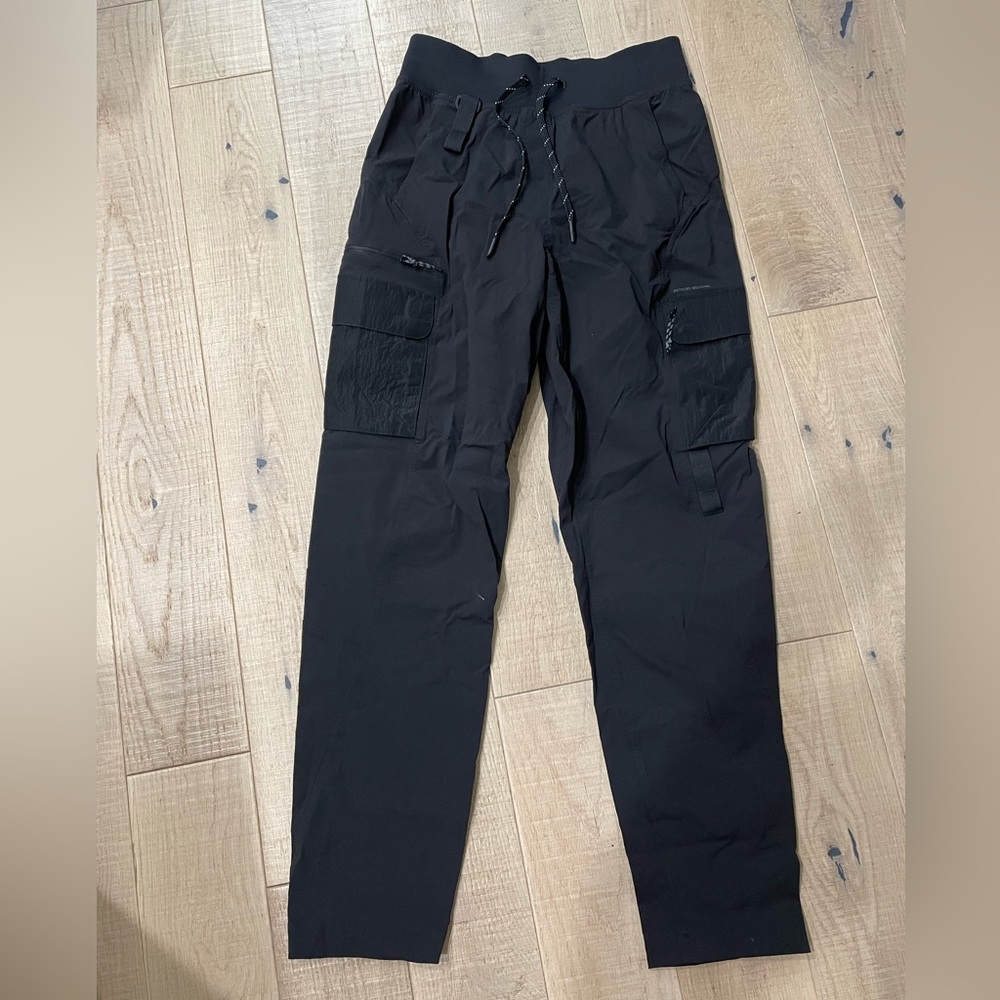 Lululemon cargo High rise hiking pants